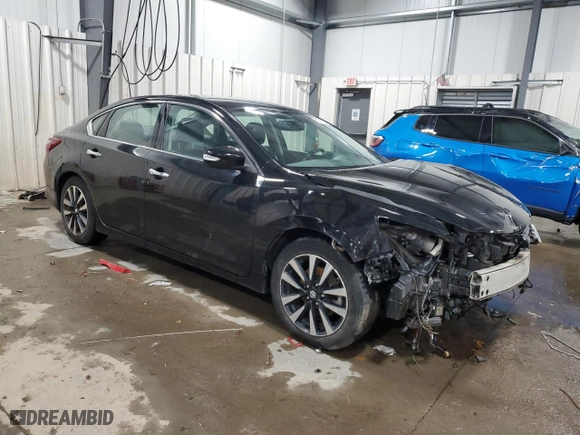 2018 Nissan Altima 2.5 SV with VIN 1N4AL3AP7JC124037, listed as a Copart auction lot 83570954 with 117,642 mi miles and Salvage Title. Bid and sale history available at carsss.com. Image 4.