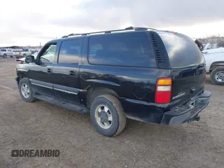 2002 Chevrolet Suburban LT with VIN 3GNFK16Z92G251346, listed as a IAAI auction lot 41966201 with 362,492 mi miles. Bid and sale history available at carsss.com. Image 3.