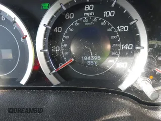 2013 Acura TSX Technology z VIN JH4CU2F68DC012070, wystawiony jako IAAI lot #41280175 z przebiegiem 184 395 mil mil oraz . Historia ofert i sprzedaży dostępna na DreamBid. Obrazek 7.