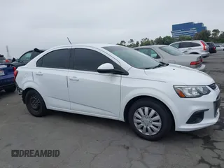 2018 Chevrolet Sonic LS with VIN 1G1JB5SHXJ4113116, listed as a IAAI auction lot 42450167 with 87,470 mi miles and . Bid and sale history available at DreamBid. Image 14.