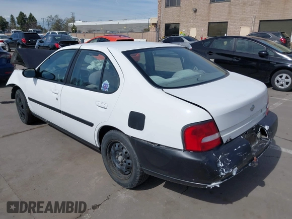 1999 Nissan Altima XE with VIN 1N4DL01D3XC196105, listed as a IAAI auction lot 39336338 with 183,010 mi miles. Bid and sale history available at carsss.com. Image 3.