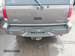 1998 Oldsmobile Bravada z VIN 1GHDT13W6W2727777, wystawiony jako IAAI lot #42103153 z przebiegiem 187 176 mil mil oraz . Historia ofert i sprzedaży dostępna na DreamBid. Obrazek 6.