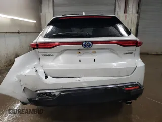 2023 Toyota Venza LE with VIN JTEAAAAH6PJ134653, listed as a Copart auction lot 44200775 with 21,743 mi miles and Salvage Title. Bid and sale history available at carsss.com. Image 6.