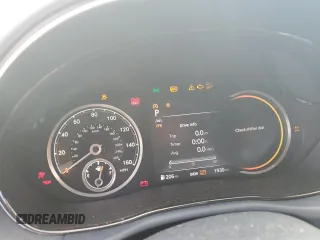 2025 Genesis GV70 Sport z VIN 5NMMCDTC8SH021087, wystawiony jako Copart lot #74002194 z przebiegiem 1 930 mil mil oraz Nie do naprawy • Non repairable. Historia ofert i sprzedaży dostępna na DreamBid. Obrazek 9.