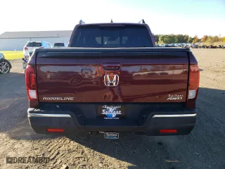 2017 Honda Ridgeline RTL-E with VIN 5FPYK3F78HB027423, listed as a Copart auction lot 77813284 with 199,041 mi miles and Clean Title. Bid and sale history available at carsss.com. Image 6.