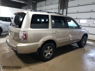 2006 Honda Pilot EX-L with VIN 5FNYF18516B004298, listed as a Copart auction lot 52034645 with 276,019 mi miles and Salvage Title. Bid and sale history available at carsss.com. Image 3.