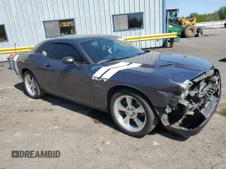 2017 Dodge Challenger R/T Shaker z VIN 2C3CDZBTXHH658675, wystawiony jako Copart lot #52868015 z przebiegiem 90 076 mil mil oraz Szkoda całkowita • Salvage title. Historia ofert i sprzedaży dostępna na DreamBid. Obrazek 4.