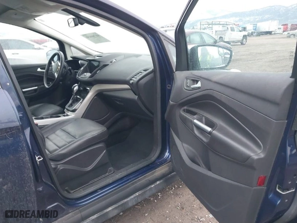 2016 Ford C-Max Energi SEL with VIN 1FADP5CU6GL108873, listed as a IAAI auction lot 41744658 with 1 mi miles. Bid and sale history available at carsss.com. Image 5.