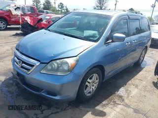 2007 Honda Odyssey EX-L with VIN 5FNRL38747B105430, listed as a IAAI auction lot 41841005 with 286,605 mi miles. Bid and sale history available at carsss.com. Image 2.