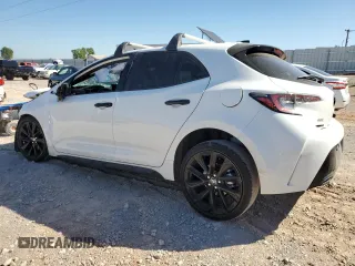 2022 Toyota Corolla Hatchback SE with VIN JTND4MBE5N3189994, listed as a Copart auction lot 68361523 with 22,038 mi miles and Salvage Title. Bid and sale history available at carsss.com. Image 2.