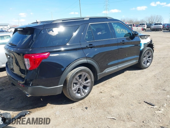 2023 Ford Explorer XLT with VIN 1FMSK8DH4PGC11989, listed as a IAAI auction lot 41845428 with 30,161 mi miles and . Bid and sale history available at carsss.com. Image 4.