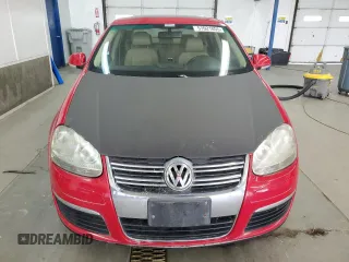 2008 Volkswagen Jetta SE z VIN 3VWRM71K58M033487, wystawiony jako Copart lot #57021855 z przebiegiem 187 167 mil mil oraz Czysty tytuł • Clean title. Historia ofert i sprzedaży dostępna na DreamBid. Obrazek 5.
