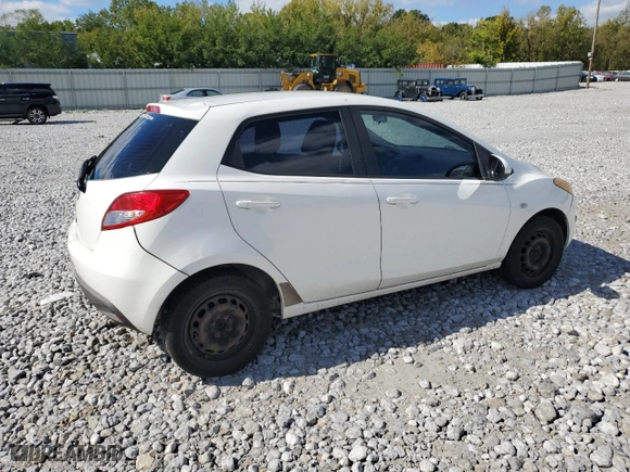 2014 Mazda Mazda2 Sport with VIN JM1DE1KY5E0172866, listed as a Copart auction lot 73997744 with 181,163 mi miles and Salvage Title. Bid and sale history available at carsss.com. Image 3.