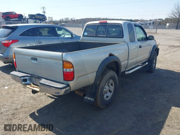 2004 Toyota Tacoma with VIN 5TEWN72N44Z342540, listed as a IAAI auction lot 41776122 with 178,867 mi miles and . Bid and sale history available at DreamBid. Image 4.