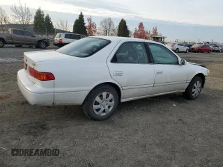 2001 Toyota Camry CE z VIN 4T1BG22K71U045151, wystawiony jako Copart lot #58041405 z przebiegiem 170 270 mil mil oraz Czysty tytuł • Clean title. Historia ofert i sprzedaży dostępna na DreamBid. Obrazek 3.