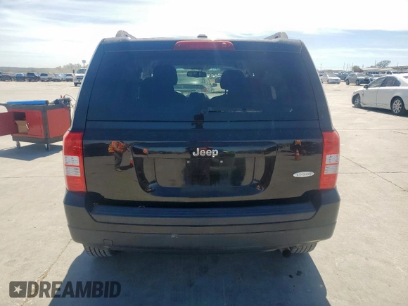2017 Jeep Patriot Latitude with VIN 1C4NJPFB3HD183676, listed as a Copart auction lot 49436745 with 160,690 mi miles and Clean Title. Bid and sale history available at DreamBid. Image 6.
