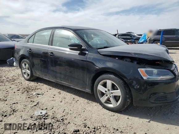 2013 Volkswagen Jetta TDI w/Premium с VIN 3VWLL7AJ9DM434549, выставлен на аукционе Copart как лот 52404455 с пробегом 91 233 миль миль и Списание • Salvage title. История ставок и продаж доступна на DreamBid. Изображение 4.