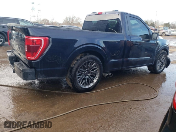 2022 Ford F-150 XL with VIN 1FTMF1E58NKE24645, listed as a Copart auction lot 42051515 with 43,429 mi miles and Salvage Title. Bid and sale history available at DreamBid. Image 3.