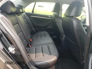 2010 Volkswagen Jetta Limited Edition z VIN 3VWRZ7AJ4AM101227, wystawiony jako Copart lot #59266635 z przebiegiem 157 721 mil mil oraz Szkoda całkowita • Salvage title. Historia ofert i sprzedaży dostępna na DreamBid. Obrazek 10.