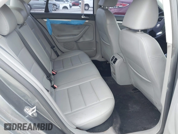 2009 Volkswagen Jetta SE с VIN 3VWRM71K99M167159, выставлен на аукционе IAAI как лот 42409998 с пробегом 78 459 миль миль и . История ставок и продаж доступна на DreamBid. Изображение 8.