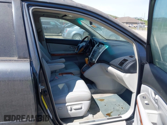 2007 Lexus RX 350 with VIN 2T2HK31U27C030242, listed as a IAAI auction lot 41978259 with 187,445 mi miles and . Bid and sale history available at DreamBid. Image 5.