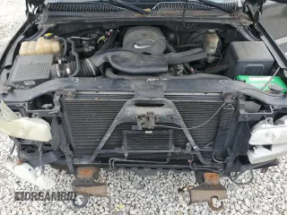 2001 GMC Yukon XL SLT with VIN 3GKEC16TX1G199094, listed as a Copart auction lot 44598065 with 160,875 mi miles and Salvage Title. Bid and sale history available at carsss.com. Image 13.