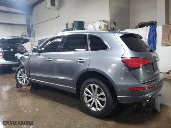 2015 Audi Q5 Premium Plus with VIN WA1LFAFP7FA088984, listed as a Copart auction lot 47016135 with 92,196 mi miles and Salvage Title. Bid and sale history available at carsss.com. Image 2.