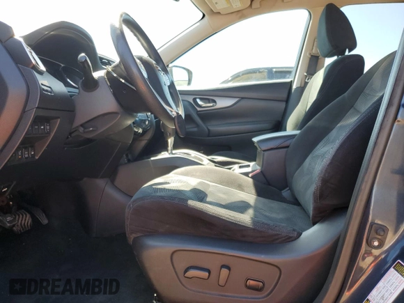 2016 Nissan Rogue SV z VIN 5N1AT2MV9GC860271, wystawiony jako Copart lot #55862815 z przebiegiem 263 687 mil mil oraz Szkoda całkowita • Salvage title. Historia ofert i sprzedaży dostępna na DreamBid. Obrazek 7.