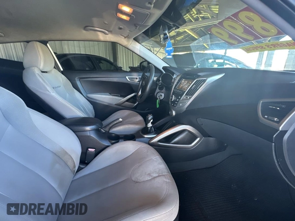 2012 Hyundai Veloster w/Red Int with VIN KMHTC6AD6CU036826, listed as a Copart auction lot 82190224 with 169,497 mi miles and Clean title. Bid and sale history available at DreamBid. Image 5.
