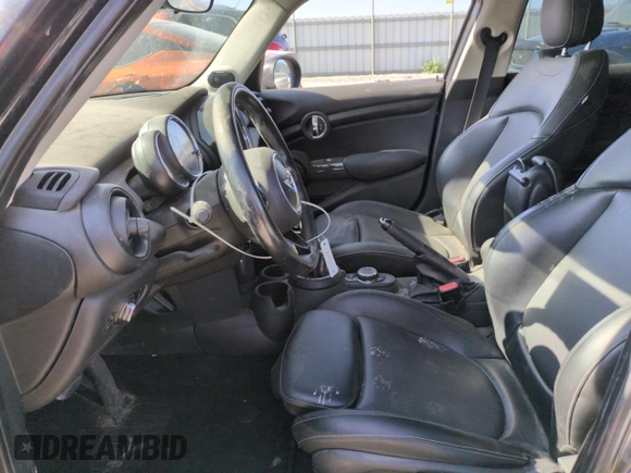 2015 MINI Hardtop 4 Door with VIN WMWXS5C51FT827202, listed as a Copart auction lot 59226065 with 130,647 mi miles and Salvage title. Bid and sale history available at DreamBid. Image 7.