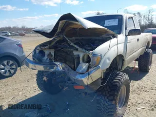 1996 Toyota Tacoma with VIN 4TAWN72N8TZ143884, listed as a IAAI auction lot 41679794 with 88,676 mi miles and . Bid and sale history available at DreamBid. Image 6.