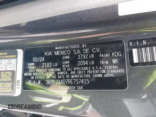 2024 Kia Forte LXS with VIN 3KPF24AD7RE757415, listed as a IAAI auction lot 41471284 with 5,923 mi miles. Bid and sale history available at carsss.com. Image 9.