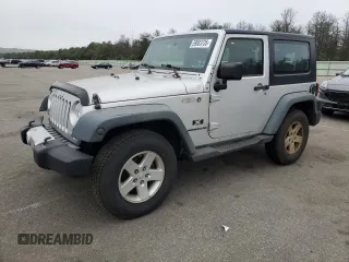 2008 Jeep Wrangler X z VIN 1J4FA24188L648342, wystawiony jako Copart lot #59883735 z przebiegiem 166 889 mil mil oraz Czysty tytuł • Clean title. Historia ofert i sprzedaży dostępna na DreamBid. Obrazek 1.