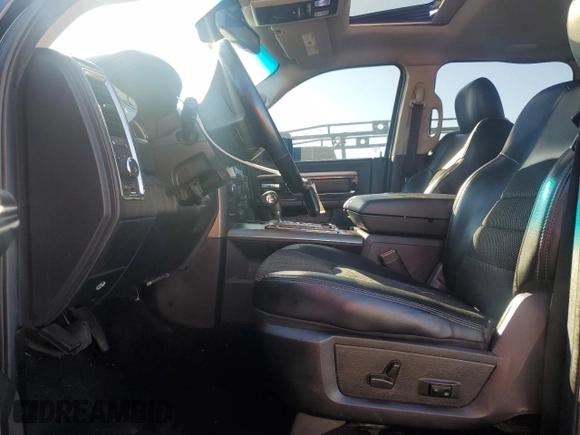 2013 Ram 1500 Sport z VIN 1C6RR7MT8DS709013, wystawiony jako Copart lot #43458345 z przebiegiem 265 991 mil mil oraz Szkoda całkowita • Salvage title. Historia ofert i sprzedaży dostępna na DreamBid. Obrazek 7.