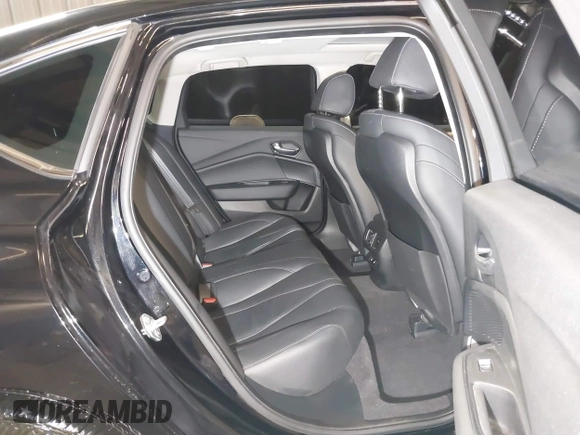 2024 Acura TLX Technology with VIN 19UUB5F41RA000648, listed as a IAAI auction lot 41118831 with 6,916 mi miles and . Bid and sale history available at DreamBid. Image 8.