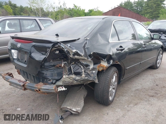 2007 Honda Accord LX SE with VIN 1HGCM56357A173826, listed as a IAAI auction lot 42384984 with 232,487 mi miles and . Bid and sale history available at DreamBid. Image 4.