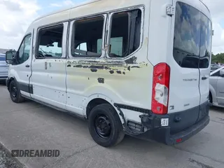 2015 Ford Transit XL z VIN 1FBZX2CG6FKB08485, wystawiony jako IAAI lot #42011667 z przebiegiem 229 118 mil mil oraz . Historia ofert i sprzedaży dostępna na DreamBid. Obrazek 3.