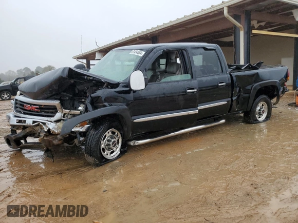 2005 GMC Sierra 1500HD SLE z VIN 1GTGC13U55F818709, wystawiony jako Copart lot #81494564 z przebiegiem Nie podano mil oraz Nie do naprawy. Historia ofert i sprzedaży dostępna na DreamBid. Obrazek 1.