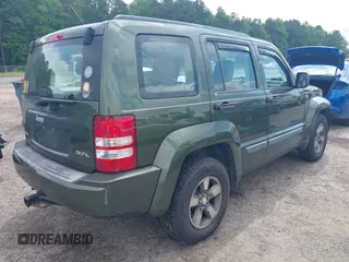 2008 Jeep Liberty Sport with VIN 1J8GN28K08W202274, listed as a IAAI auction lot 42186343 with 95,446 mi miles. Bid and sale history available at carsss.com. Image 4.
