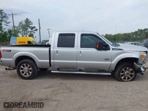 2013 Ford F-250 XL z VIN 1FT7W2BT9DEB39651, wystawiony jako IAAI lot #41977661 z przebiegiem 141 487 mil mil oraz . Historia ofert i sprzedaży dostępna na DreamBid. Obrazek 13.