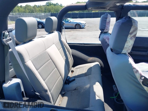 2008 Jeep Wrangler Sahara with VIN 1J4FA54188L541664, listed as a IAAI auction lot 39784204 with 145,145 mi miles and . Bid and sale history available at DreamBid. Image 8.