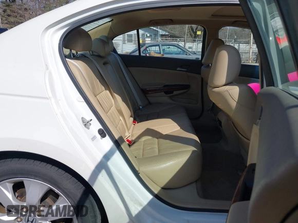 2010 Honda Accord EX-L z VIN 1HGCP3F88AA016788, wystawiony jako IAAI lot #41794302 z przebiegiem 134 340 mil mil oraz . Historia ofert i sprzedaży dostępna na DreamBid. Obrazek 8.