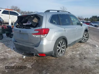 2020 Subaru Forester Limited with VIN JF2SKASC5LH429433, listed as a IAAI auction lot 41405014 with 70,470 mi miles. Bid and sale history available at carsss.com. Image 4.
