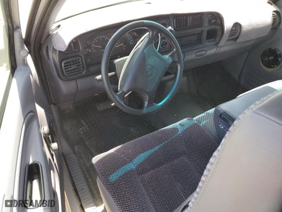 2000 Dodge Ram 1500 with VIN 3B7HC13Y4YG120005, listed as a Copart auction lot 57108154 with 124,940 mi miles and Salvage Title. Bid and sale history available at carsss.com. Image 8.