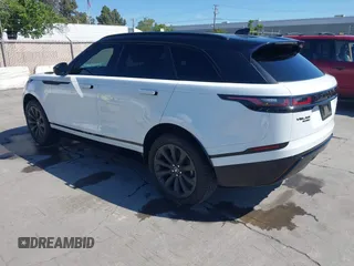 2018 Land Rover Range Rover Velar R-Dynamic SE with VIN SALYL2RN1JA709853, listed as a IAAI auction lot 42233296 with 58,440 mi miles and . Bid and sale history available at DreamBid. Image 3.