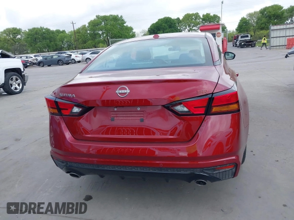 2025 Nissan Altima SR with VIN 1N4BL4CV1SN361716, listed as a IAAI auction lot 41875879 with 3,879 mi miles and . Bid and sale history available at carsss.com. Image 16.