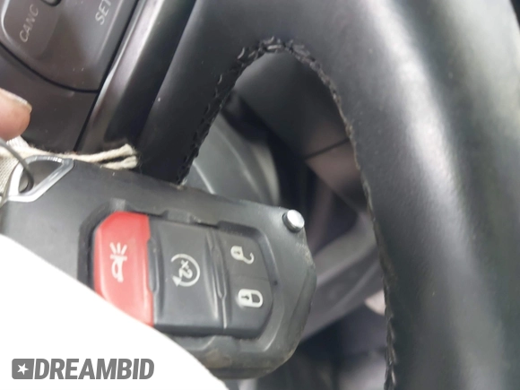 2022 Jeep Wrangler Unlimited Sport with VIN 1C4HJXDG9NW195083, listed as a IAAI auction lot 41515229 with 44,445 mi miles and . Bid and sale history available at DreamBid. Image 11.