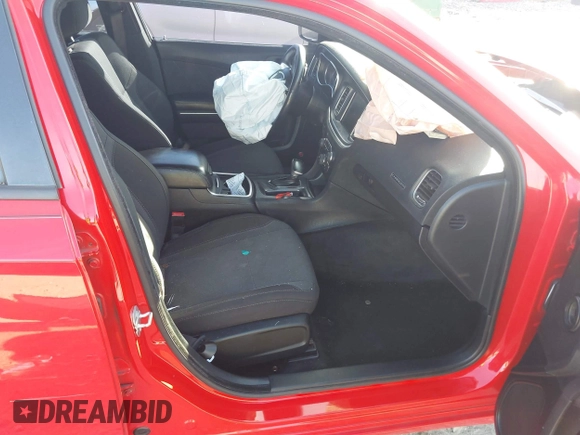 2015 Dodge Charger SXT with VIN 2C3CDXHG2FH852273, listed as a IAAI auction lot 40887122 with Not Provided miles and . Bid and sale history available at DreamBid. Image 5.