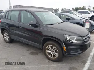 2012 Volkswagen Tiguan SE with VIN WVGAV7AX3CW524105, listed as a IAAI auction lot 42712372 with 58,827 mi miles and . Bid and sale history available at DreamBid. Image 1.