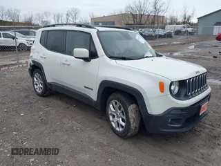 2018 Jeep Renegade Latitude with VIN ZACCJABB3JPJ30796, listed as a IAAI auction lot 41925363 with 71,397 mi miles. Bid and sale history available at carsss.com. Image 1.